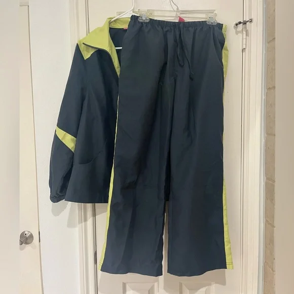 Woman Within track suit set, top and bottom size medium - Picture 3 of 8